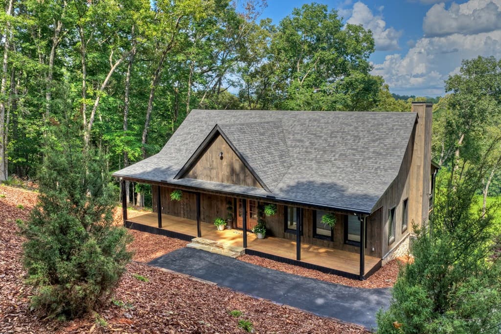 1729 Barnes Chapel Road, Blue Ridge GA 30513 - Photo
