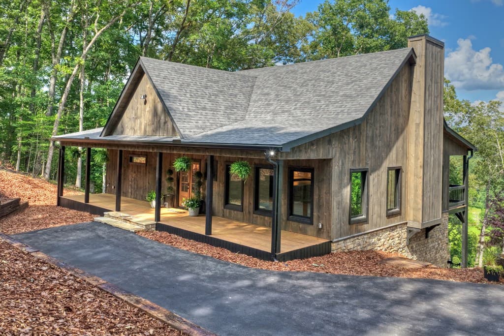 1729 Barnes Chapel Road, Blue Ridge GA 30513 - Photo