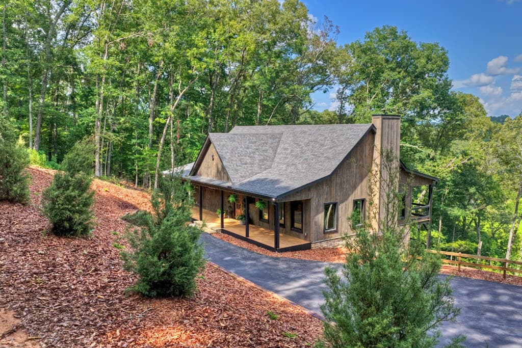 1729 Barnes Chapel Road, Blue Ridge GA 30513 - Photo