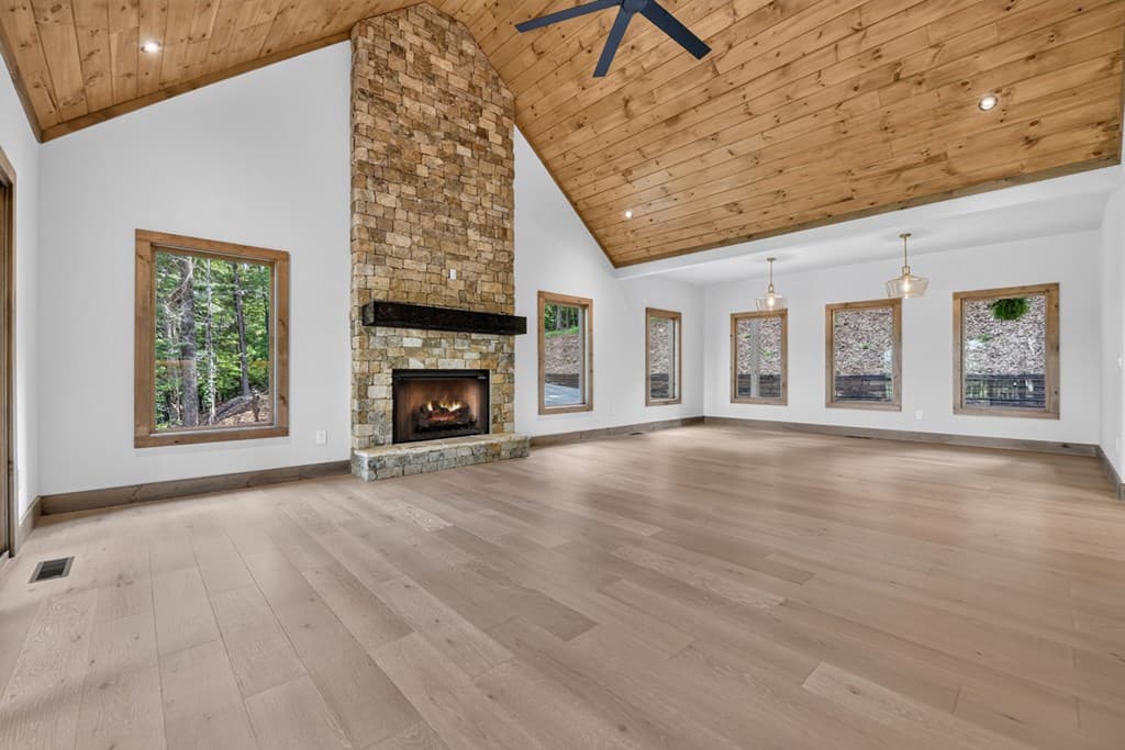 1729 Barnes Chapel Road, Blue Ridge GA 30513 - Photo