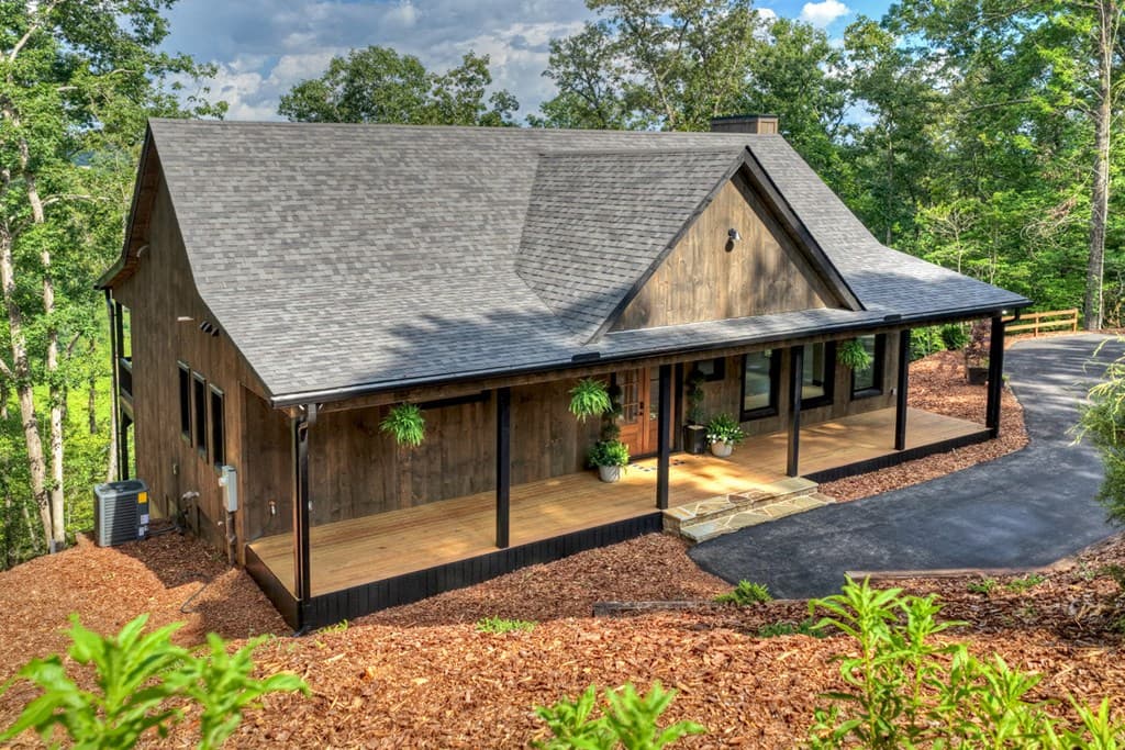 1729 Barnes Chapel Road, Blue Ridge GA 30513 - Photo