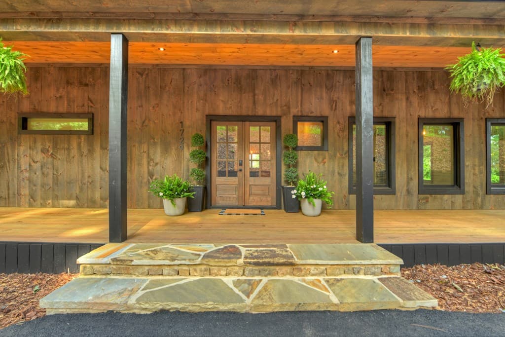 1729 Barnes Chapel Road, Blue Ridge GA 30513 - Photo