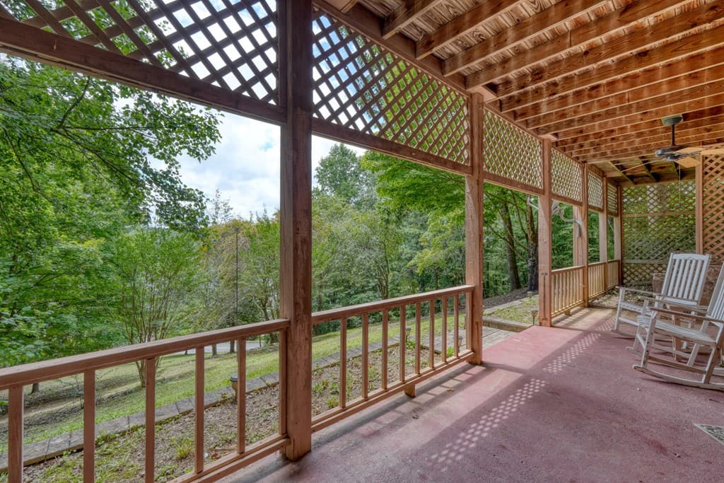 61 Deerwood Trail, Blairsville GA 30512 - Photo