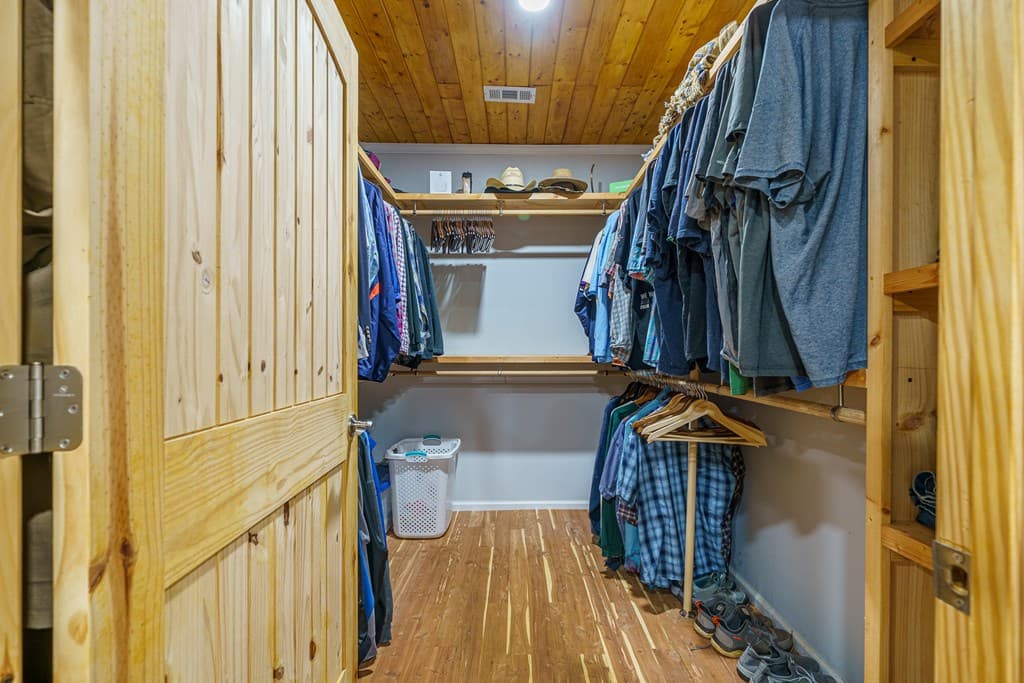 387 Leonard Evans Road, Ellijay GA 30540 - Photo