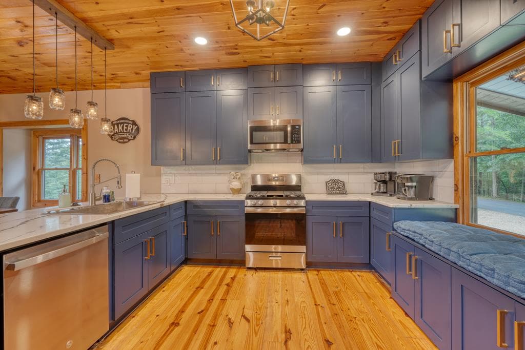 514 Browns Cove Road, Blue Ridge GA 30513 - Photo