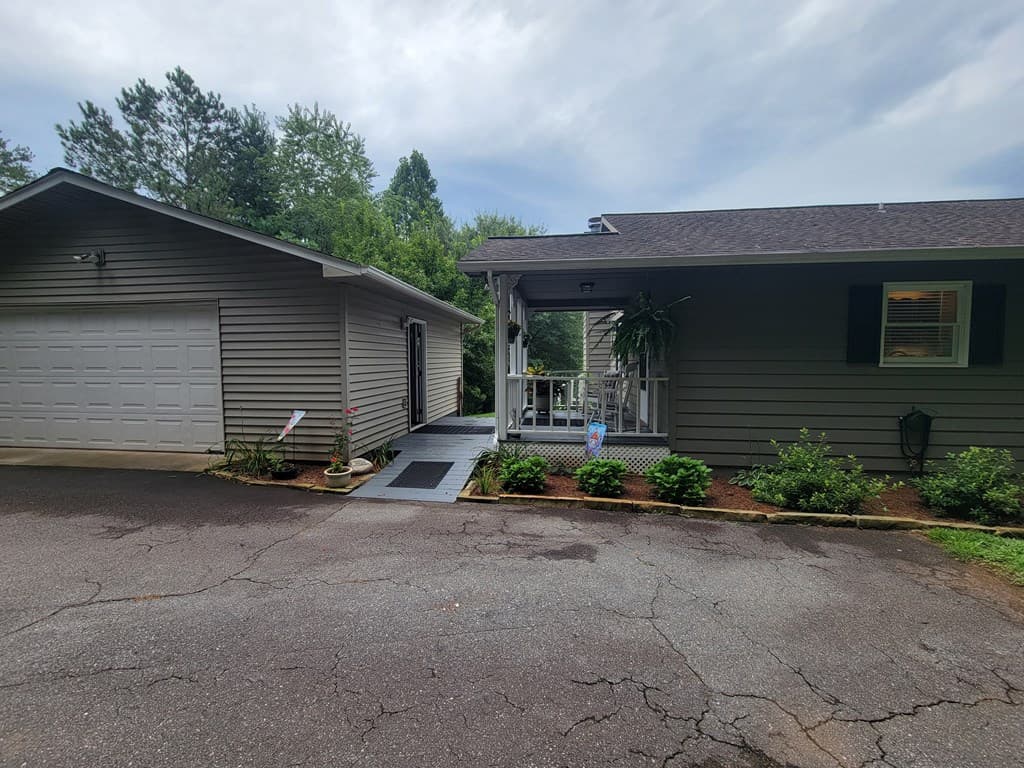 1523 Berrong Road, Hiawassee GA 30547 - Photo