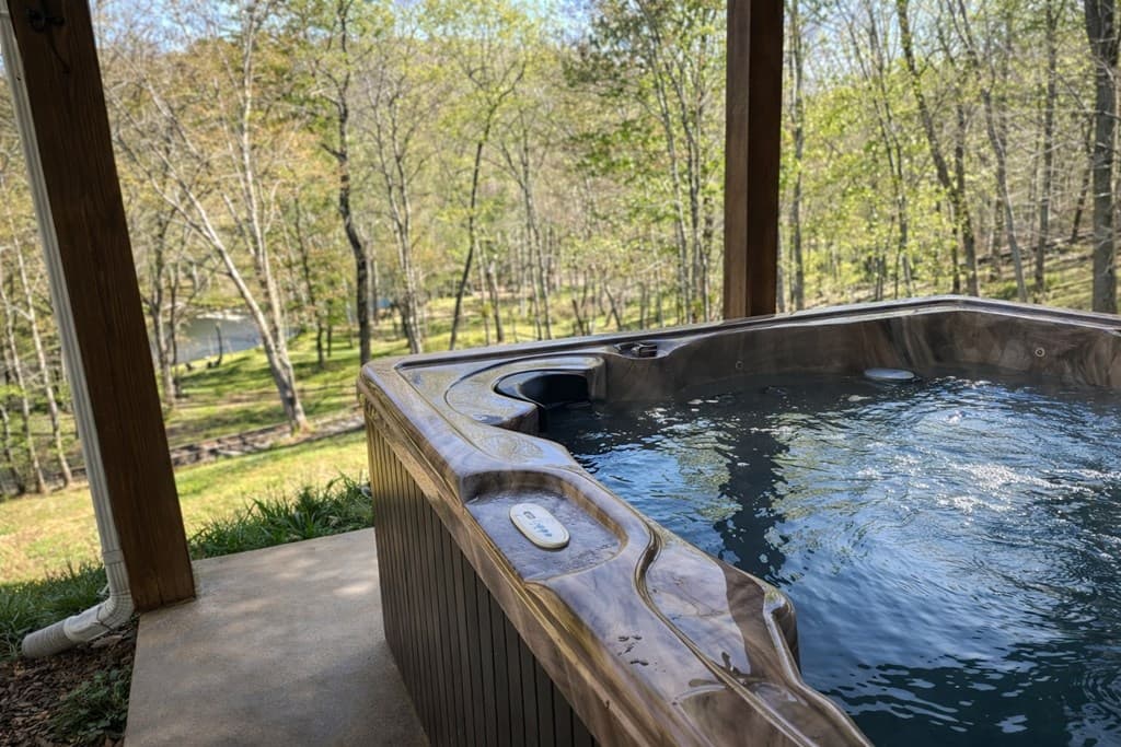 44 Lower Toccoa Hills, Blue Ridge GA 30513 - Photo
