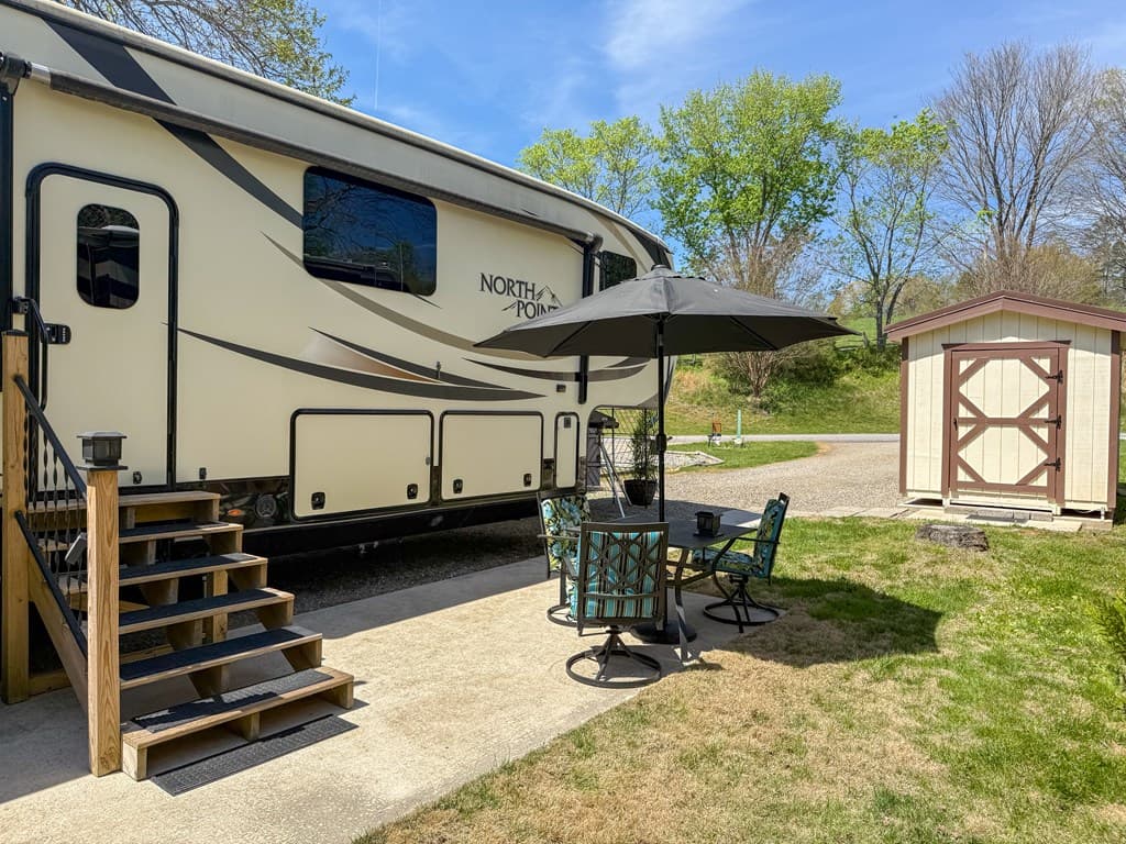 115 Apache Bend Road, Blairsville GA 30512 - Photo