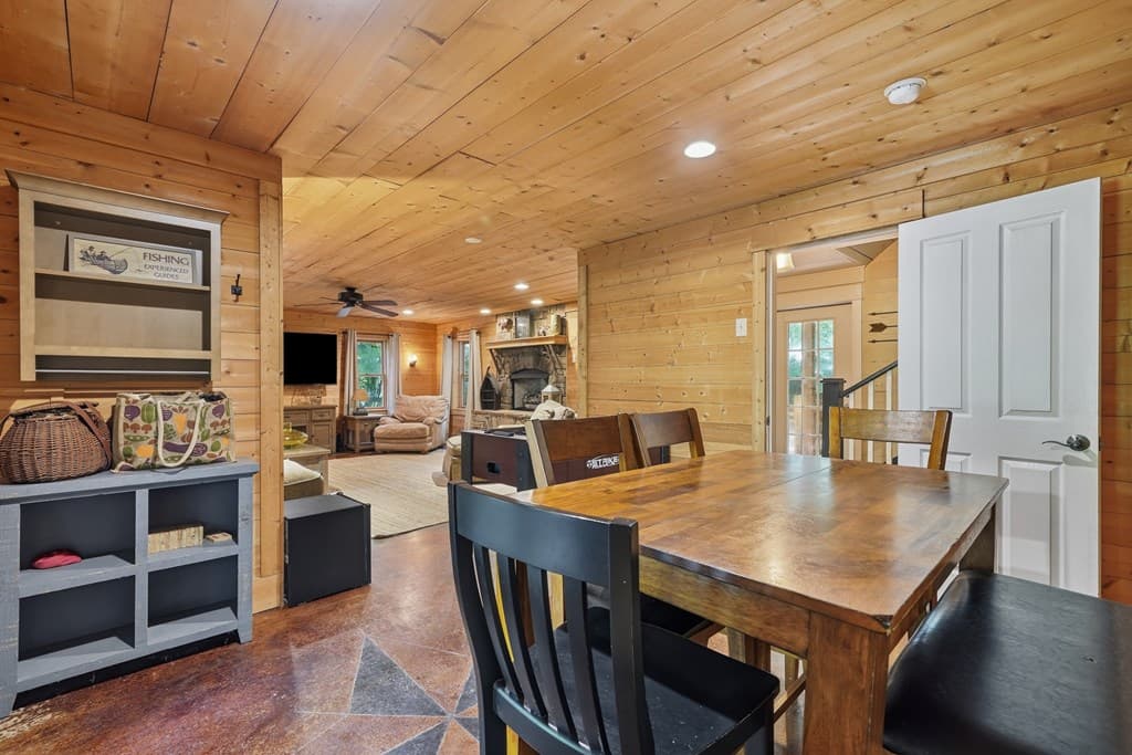 550 Navaho Way, Ellijay GA 30540 - Photo