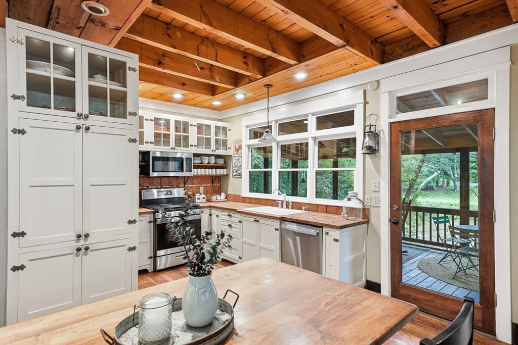 550 Navaho Way, Ellijay GA 30540 - Photo