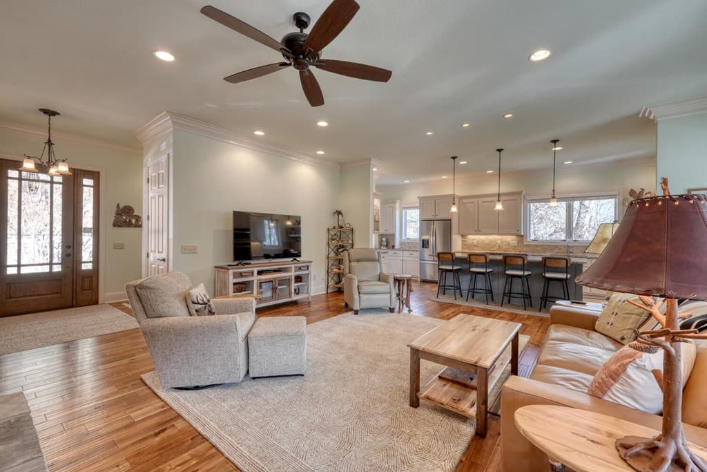 605 Owl Creek Road, Hiawassee GA 30546 - Photo
