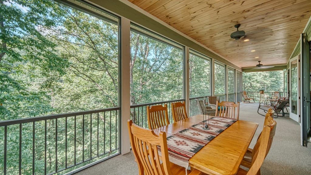 605 Owl Creek Road, Hiawassee GA 30546 - Photo