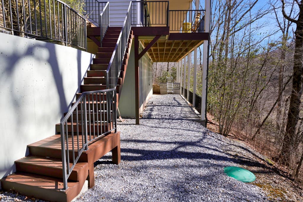 605 Owl Creek Road, Hiawassee GA 30546 - Photo