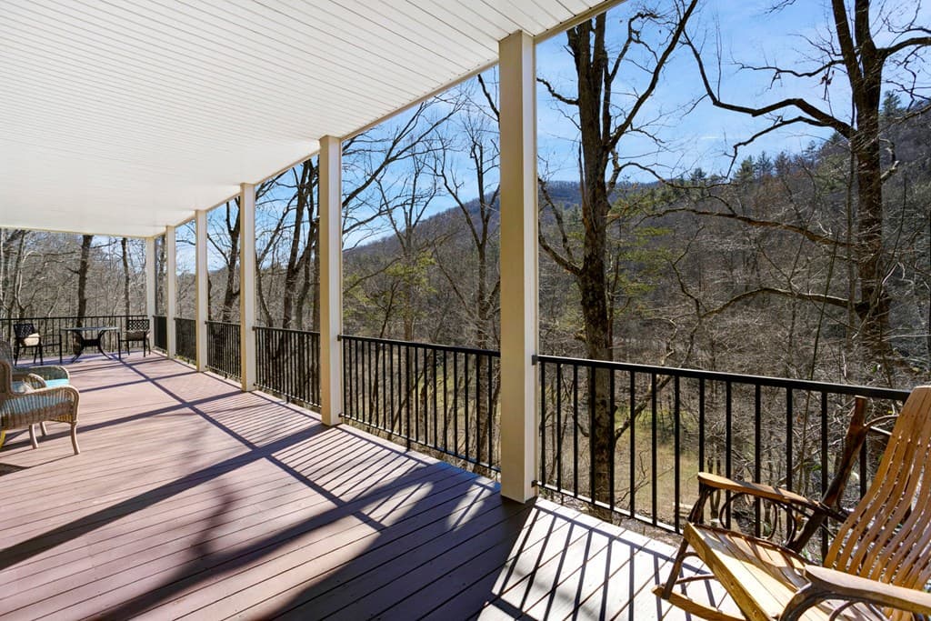 605 Owl Creek Road, Hiawassee GA 30546 - Photo