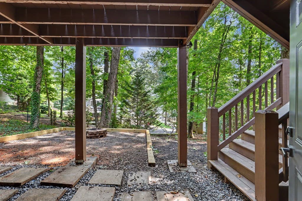 951 Mcclure Drive, Hayesville NC 28904 - Photo