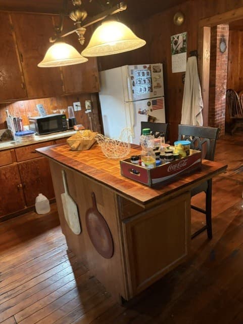 20 S Scruggs Street, Mountain City GA 30562 - Photo