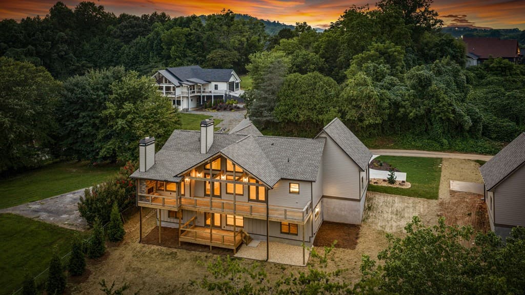 287 State Street, Blue Ridge GA 30513 - Photo