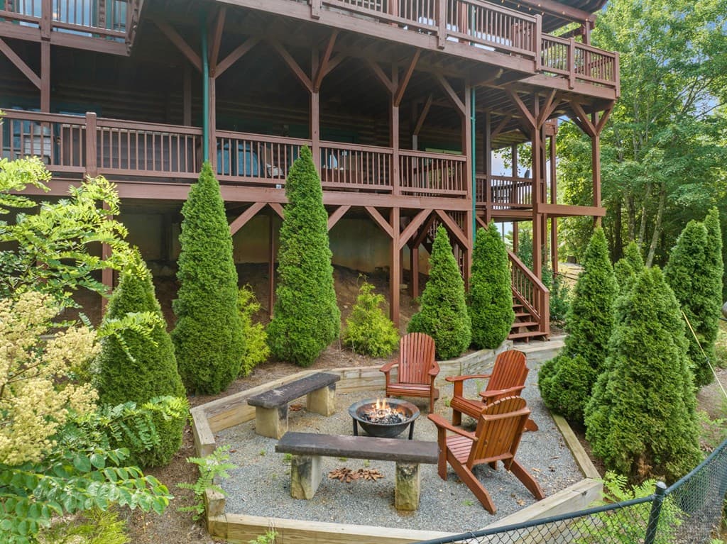 551 Amy Creek Circle, Ellijay GA 30540 - Photo