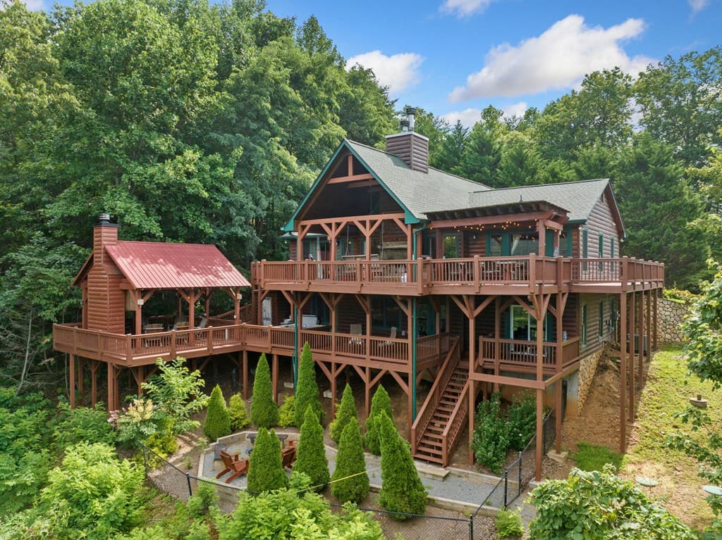 551 Amy Creek Circle, Ellijay GA 30540 - Photo