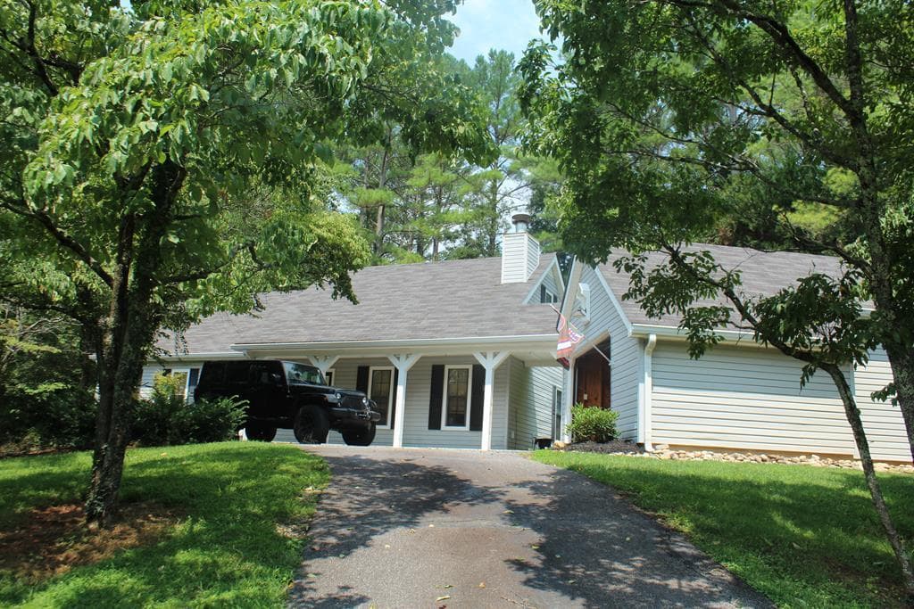 203 Deerbrook Drive, Hayesville NC 28904 - Photo