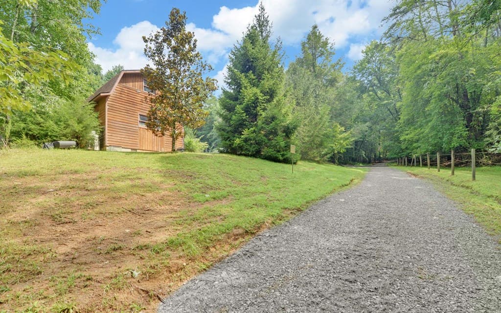 475 Rivercane Road, Brasstown NC 28902 - Photo