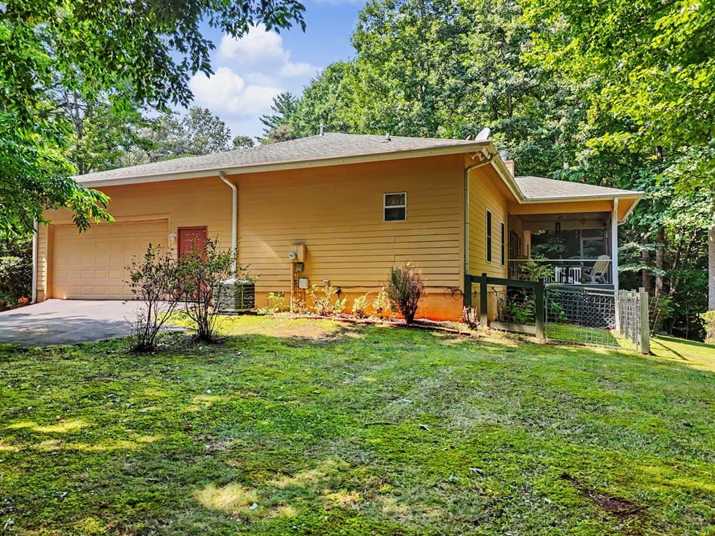 2360 Robin Hood Trail, Hiawassee GA 30546 - Photo