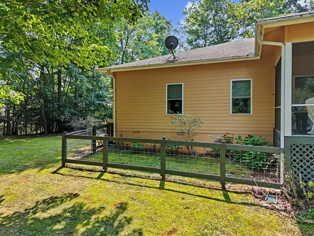 2360 Robin Hood Trail, Hiawassee GA 30546 - Photo