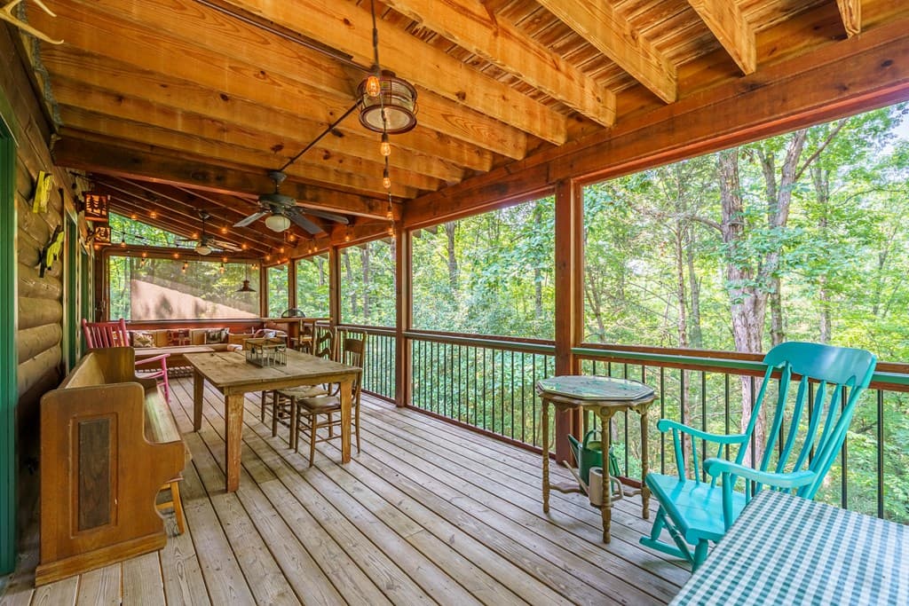 24 Indian Lake Road, Mineral Bluff GA 30559 - Photo