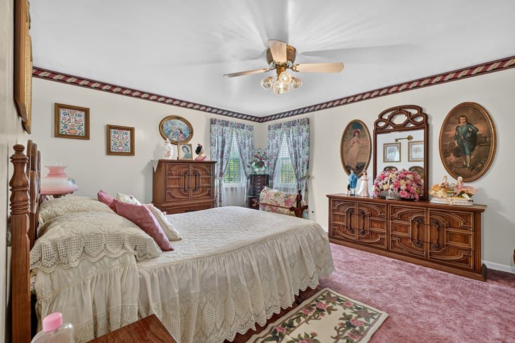 210 Lavista Drive, Blue Ridge GA 30513 - Photo