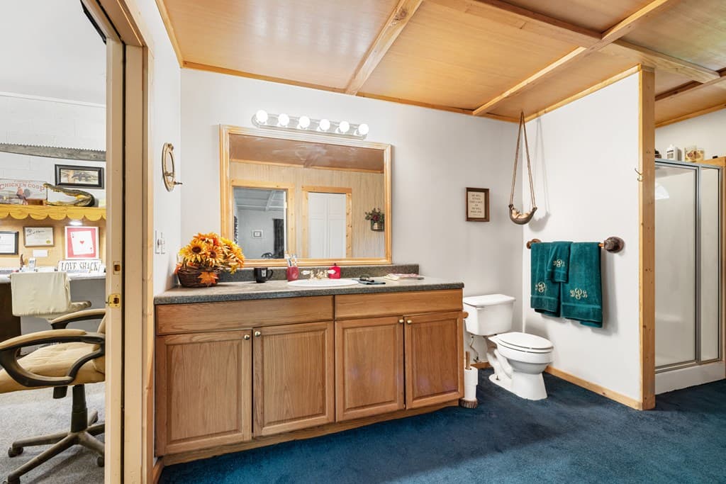 237 Laurel Creek Lane, Hayesville NC 28904 - Photo