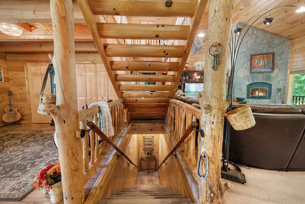 237 Laurel Creek Lane, Hayesville NC 28904 - Photo