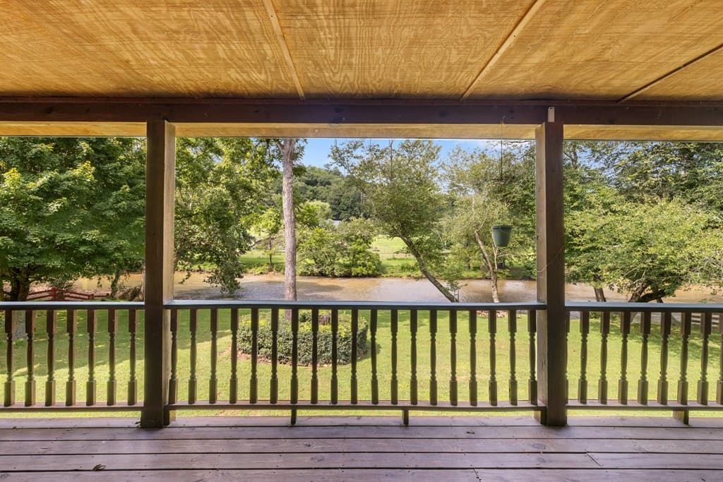 237 Laurel Creek Lane, Hayesville NC 28904 - Photo
