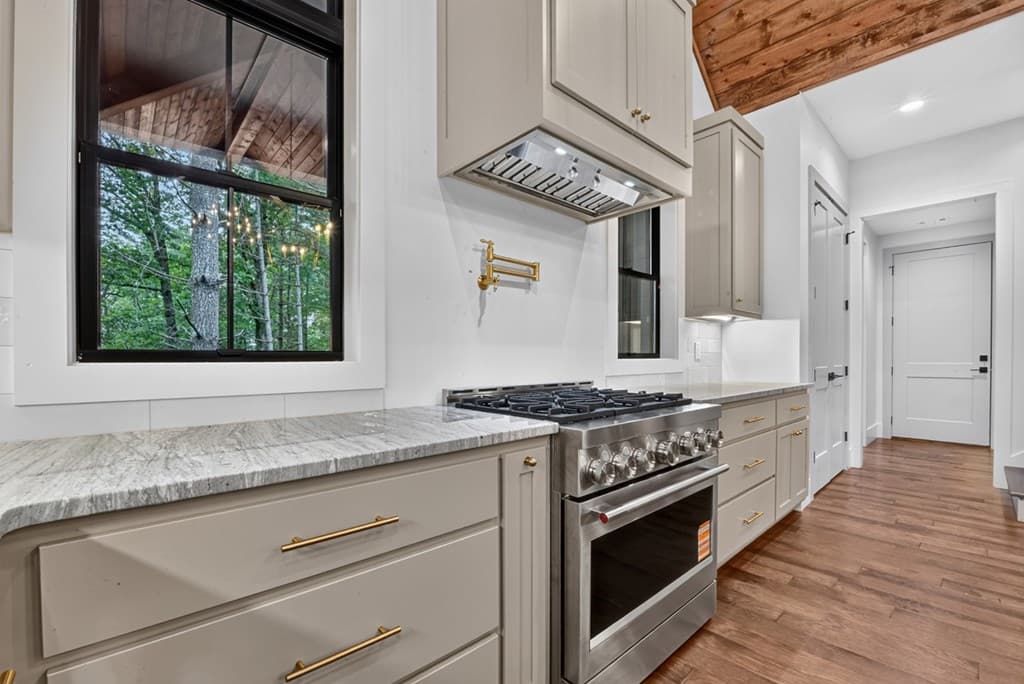 291 Aspen Avenue, Ellijay GA 30536 - Photo