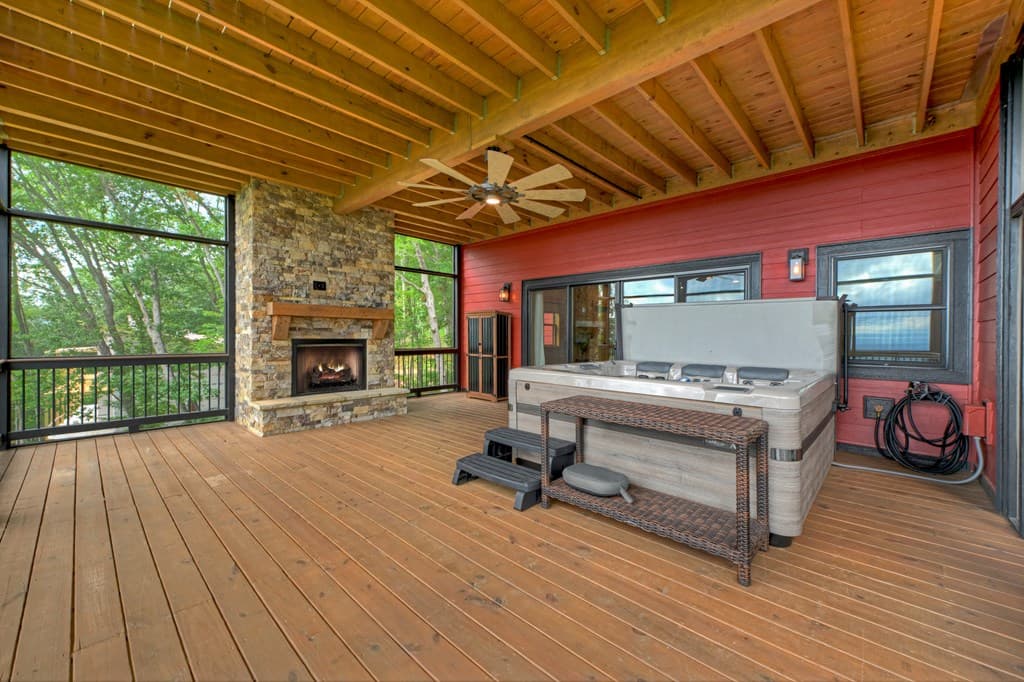401 Kittatinny Drive, Mineral Bluff GA 30559 - Photo
