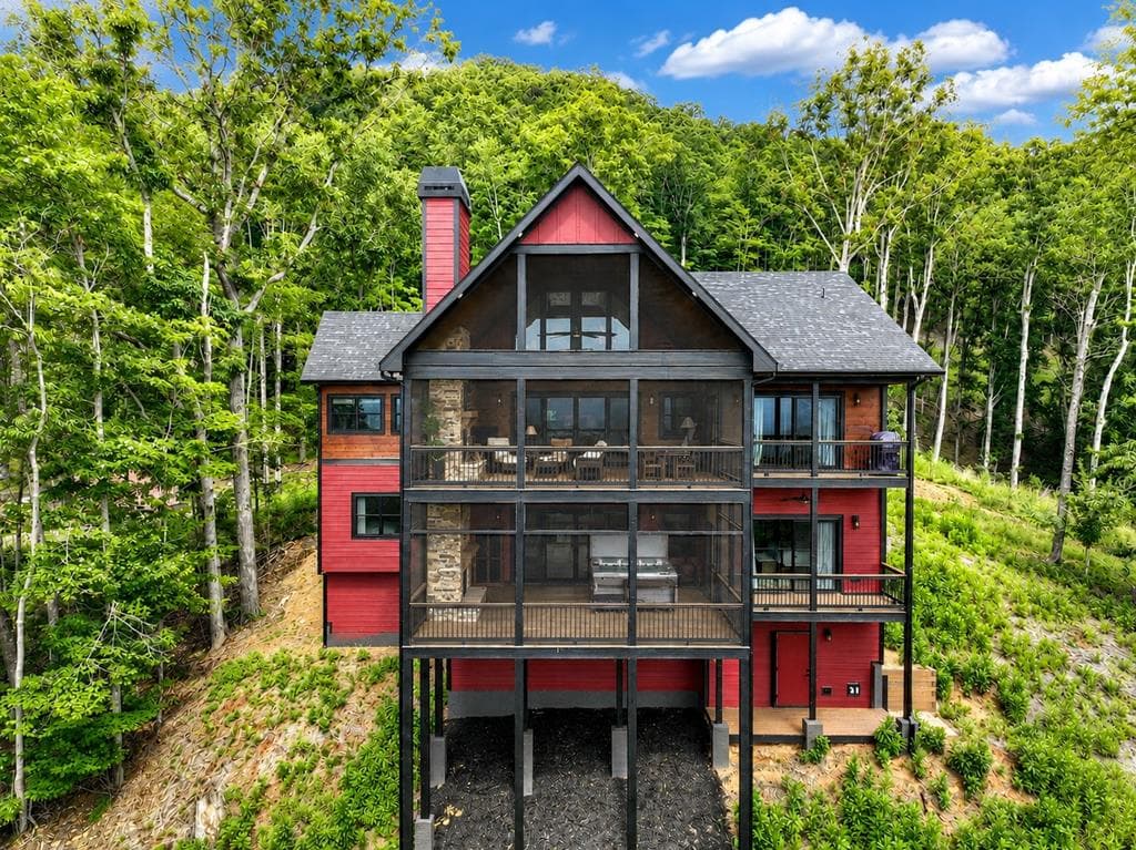 401 Kittatinny Drive, Mineral Bluff GA 30559 - Photo