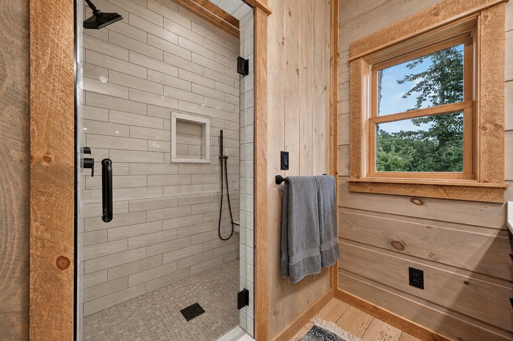 401 Kittatinny Drive, Mineral Bluff GA 30559 - Photo