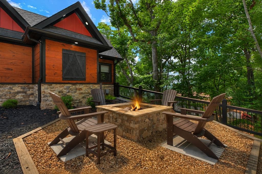 401 Kittatinny Drive, Mineral Bluff GA 30559 - Photo