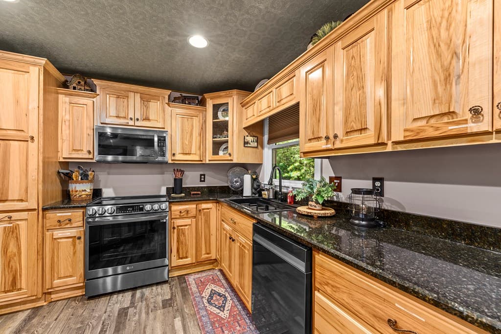 120 Walnut Mountain Court, Ellijay GA 30536 - Photo
