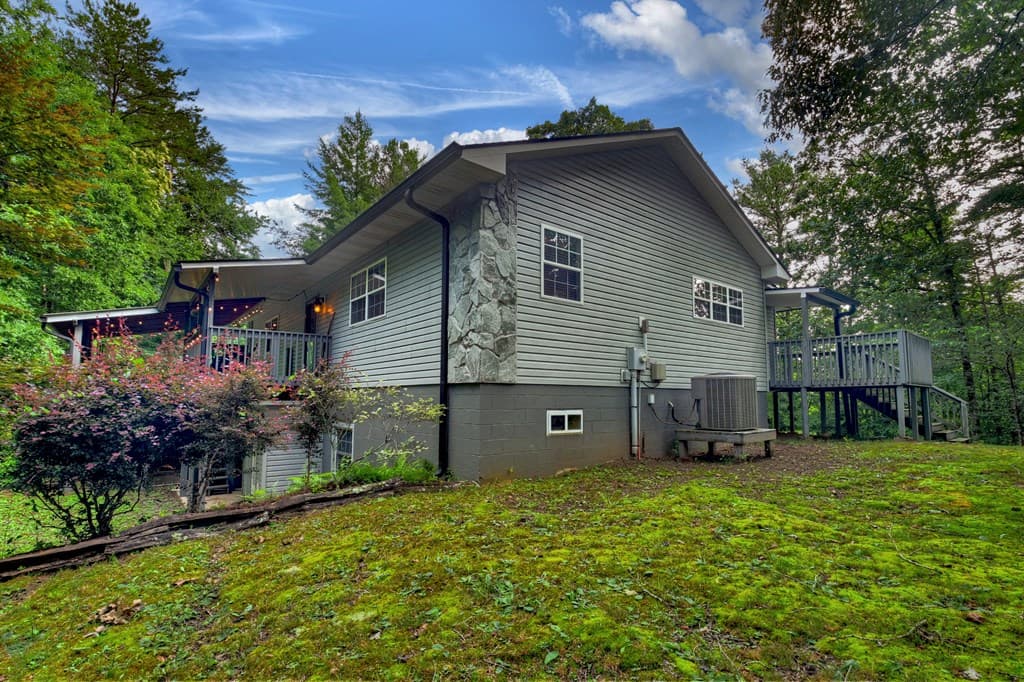 387 Ruby Lane, Mineral Bluff GA 30559 - Photo