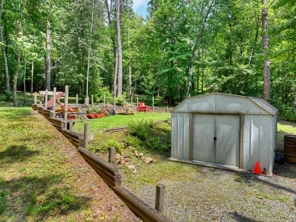 100 Wing Circle, Ellijay GA 30536 - Photo