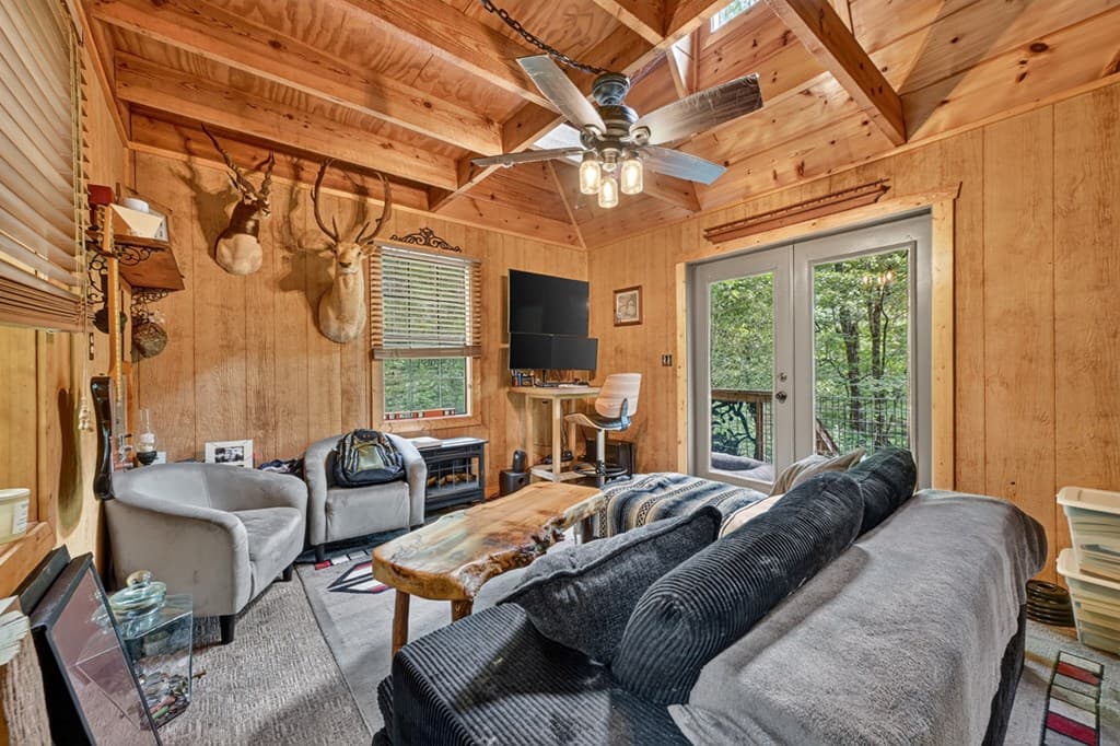 100 Wing Circle, Ellijay GA 30536 - Photo