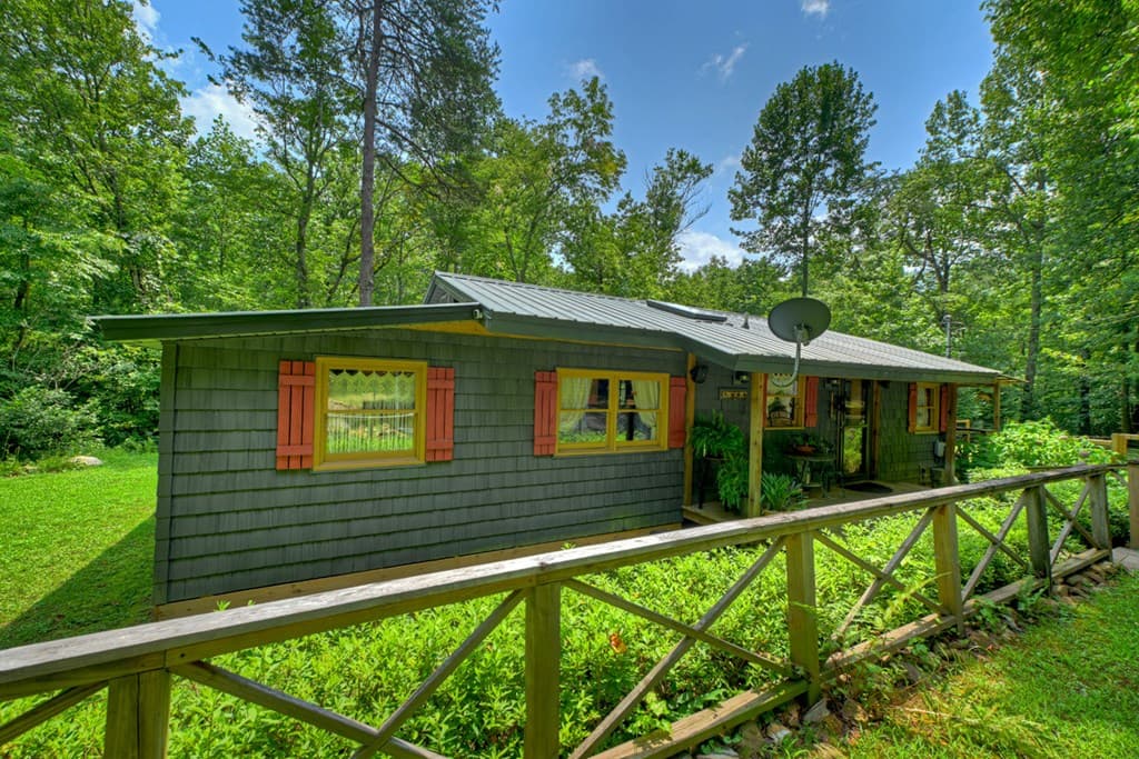 100 Wing Circle, Ellijay GA 30536 - Photo