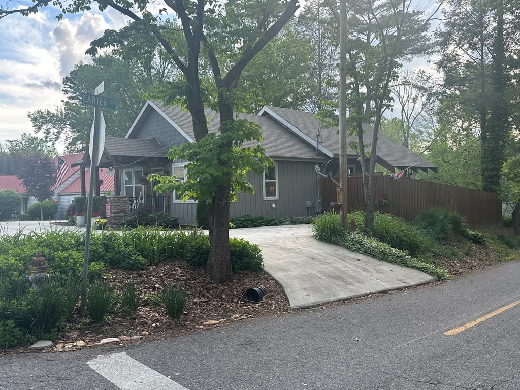 610 E Second Street, Blue Ridge GA 30513 - Photo