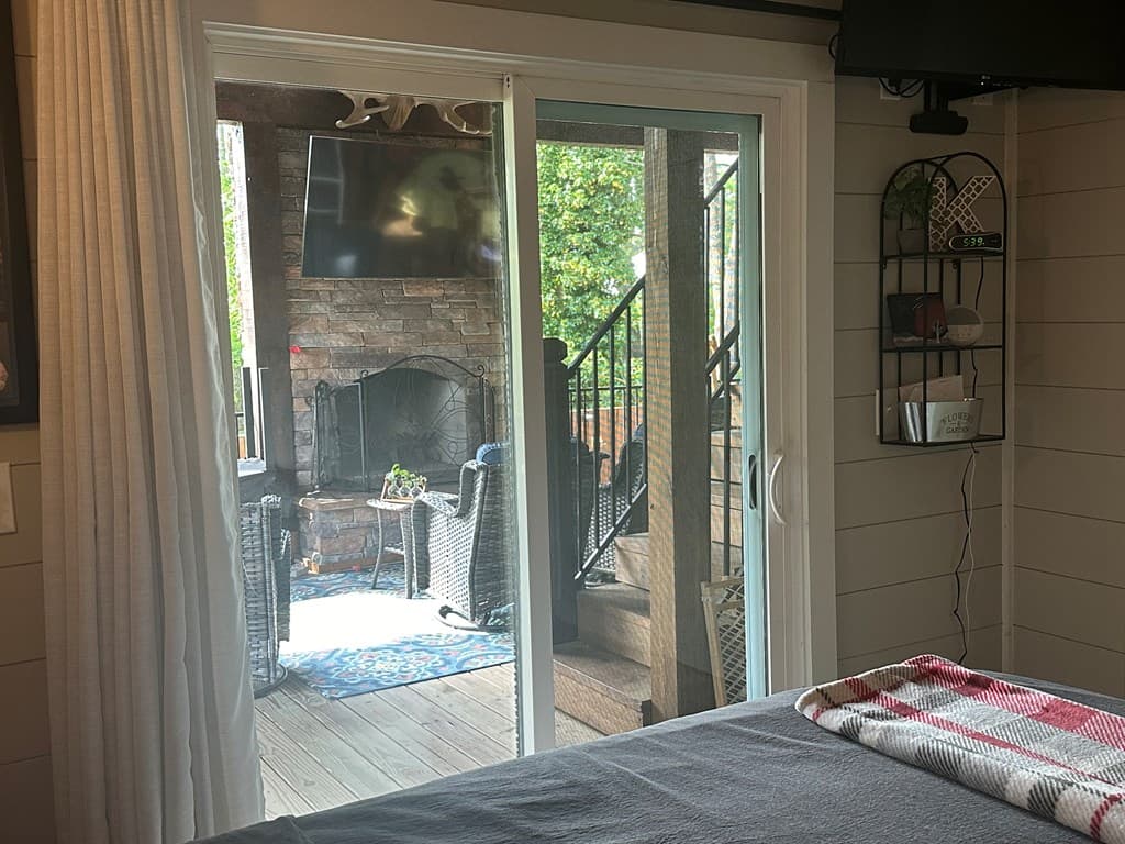 610 E Second Street, Blue Ridge GA 30513 - Photo