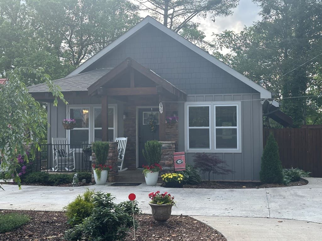610 E Second Street, Blue Ridge GA 30513 - Photo