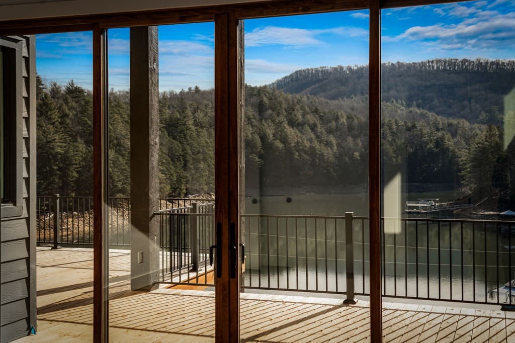 770 Fish Hook Point, Blue Ridge GA 30513 - Photo