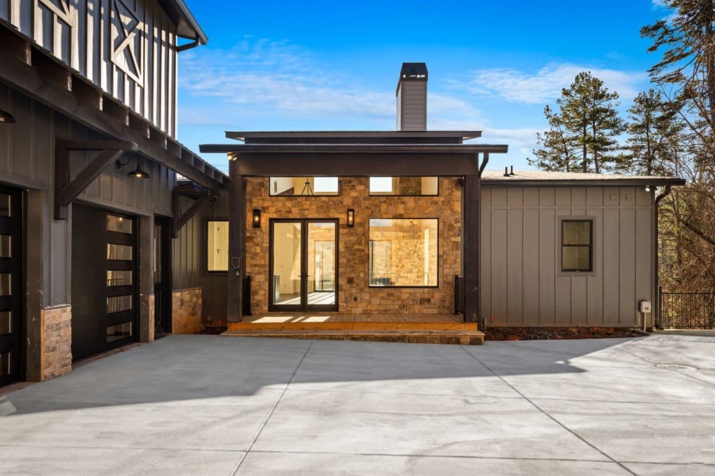 770 Fish Hook Point, Blue Ridge GA 30513 - Photo