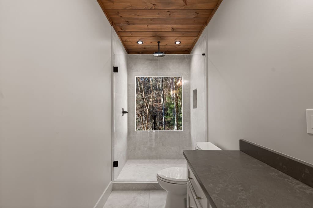 770 Fish Hook Point, Blue Ridge GA 30513 - Photo