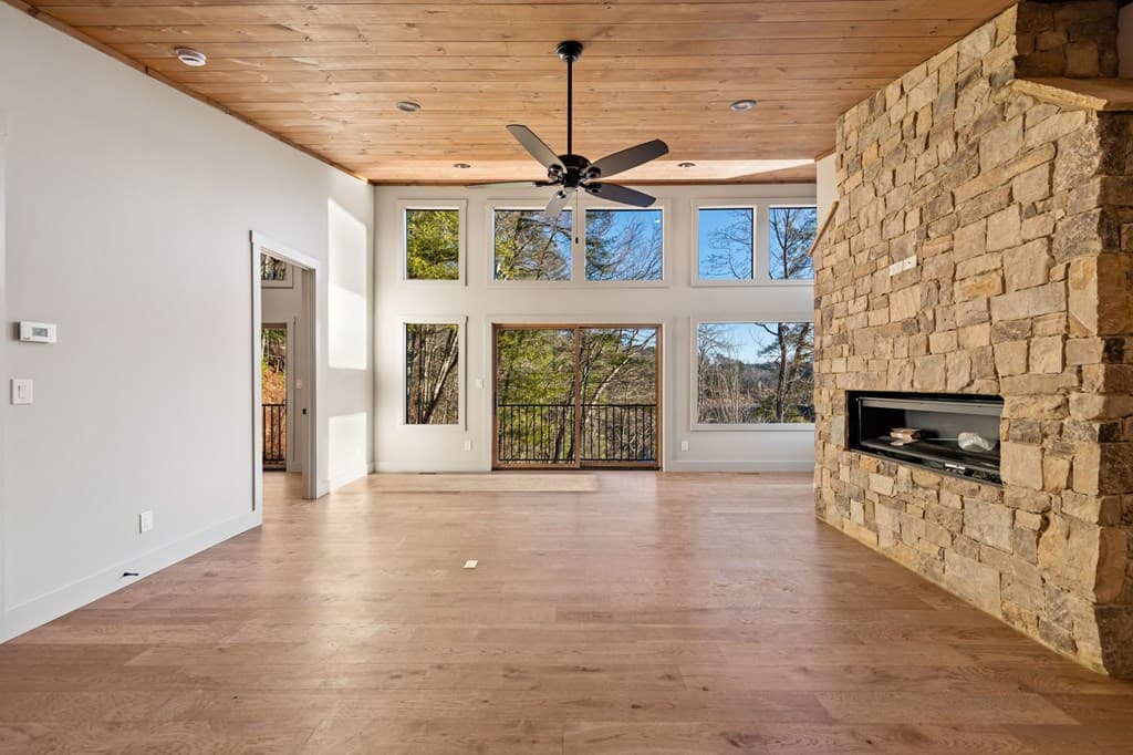 770 Fish Hook Point, Blue Ridge GA 30513 - Photo