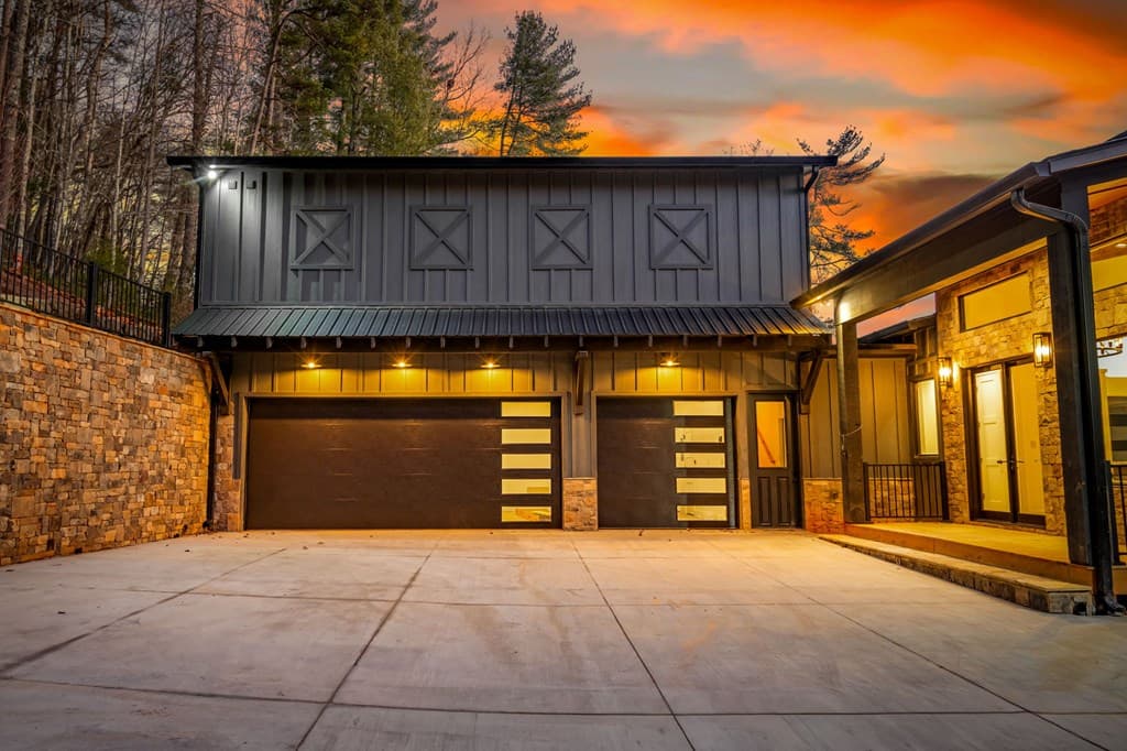 770 Fish Hook Point, Blue Ridge GA 30513 - Photo